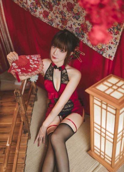 我与漂亮岳的肉欲小说岳