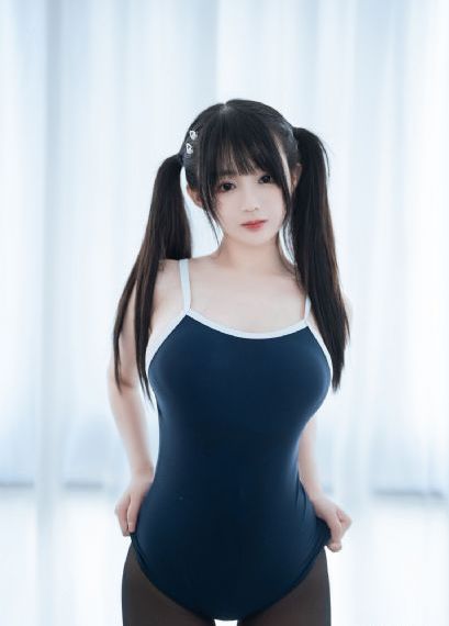 纯欲美女私房写真