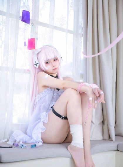 欧美极限扩宫变态区