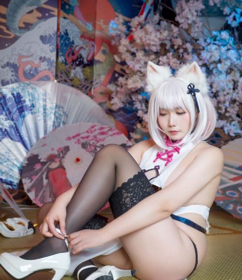 丰腴美妇含枪李挺