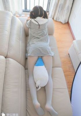 玉足玩射阴茎免费