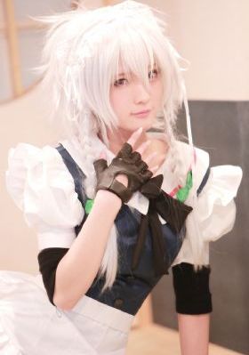 和女领导在办公室做