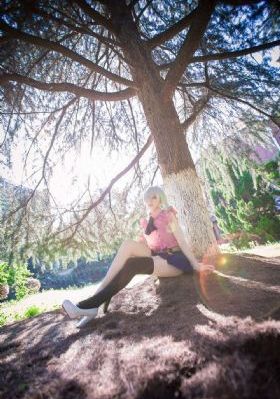 上班没穿带罩被捏漫画酷漫屋